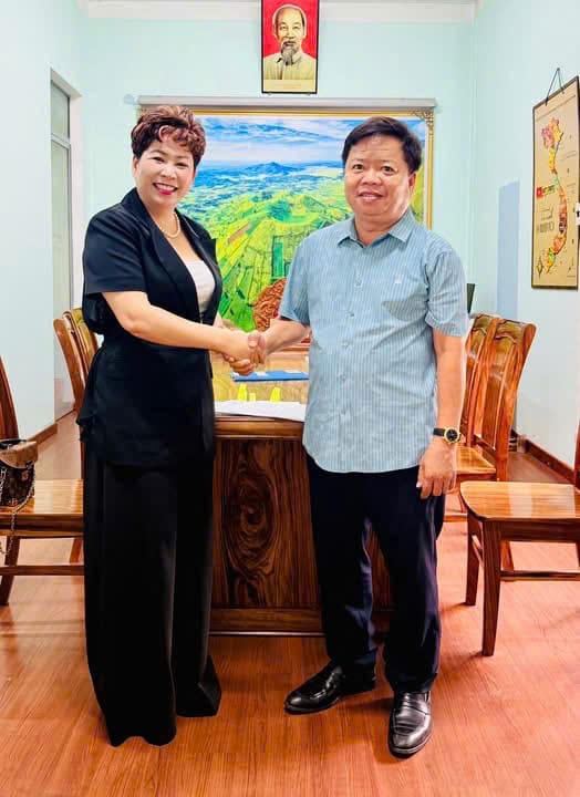 This morning, the My Duc Minh working group had a direct meeting at the headquarters of Chu Se Commune People's Committee with Mr. Truong Minh Trieu – Chairman of Chu Se Commune People's Committee.